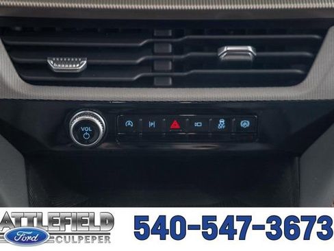 New 2026 Ford Explorer Active image 24