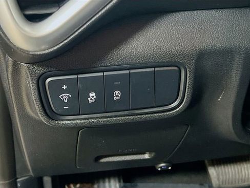 Certified 2023 Kia Soul LX w/ LX Technology Package FWD image 10