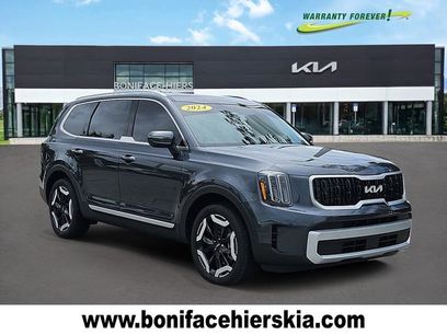 Certified 2024 Kia Telluride EX w/ EX Captain's Chair Package