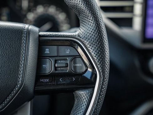 Used 2022 Toyota Tundra SR5 w/ TRD Off-Road Premium Package image 31