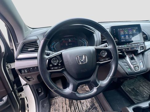 Used 2018 Honda Odyssey EX-L image 11
