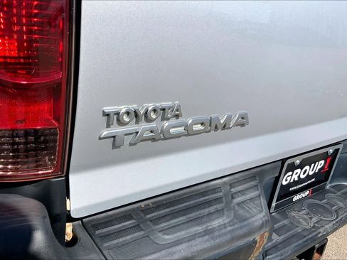 Used 2013 Toyota Tacoma PreRunner image 29