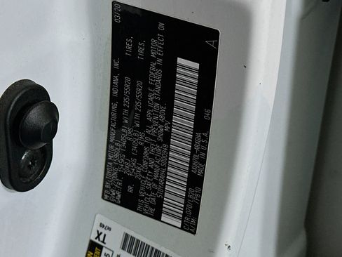 Used 2020 Toyota Highlander Limited image 12