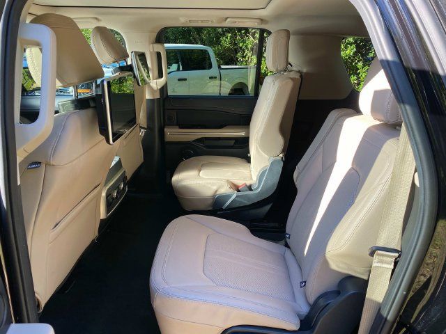 Used 2023 Ford Expedition Max Limited RWD image 9