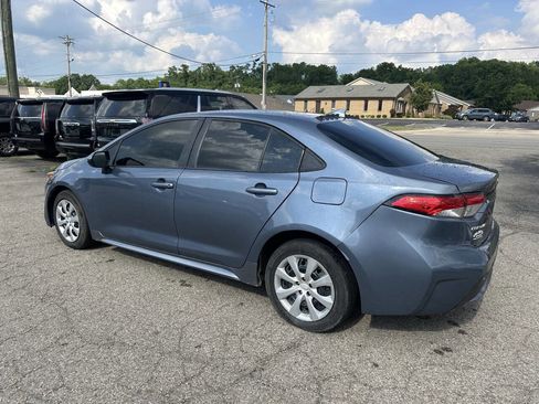 Used 2020 Toyota Corolla LE image 15
