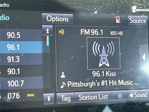 Used 2015 Toyota Prius V Three FWD image 11