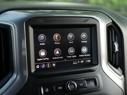 Used 2024 Chevrolet Silverado 2500 Custom AWD/4WD image 15