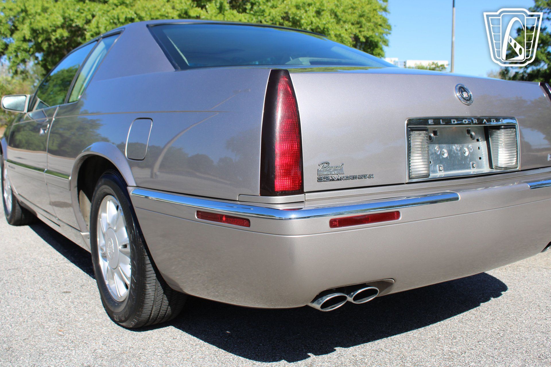 Used 1996 Cadillac Eldorado FWD image 32