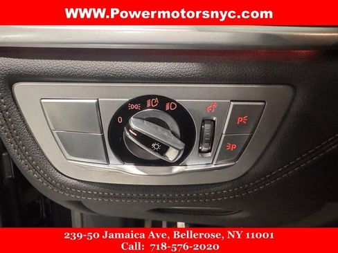 Used 2020 BMW 740i w/ M Sport Package image 19