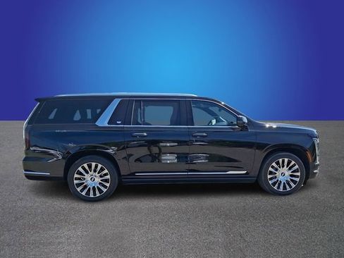 Certified 2025 Cadillac Escalade ESV Premium Luxury Platinum w/ LPO, Floor Liner Package image 4