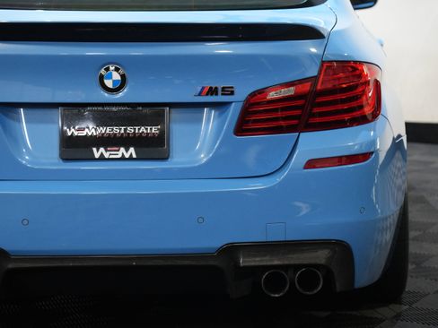 Used 2013 BMW M5 image 18