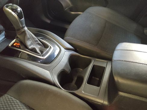 Used 2021 Nissan Rogue Sport S AWD/4WD image 26