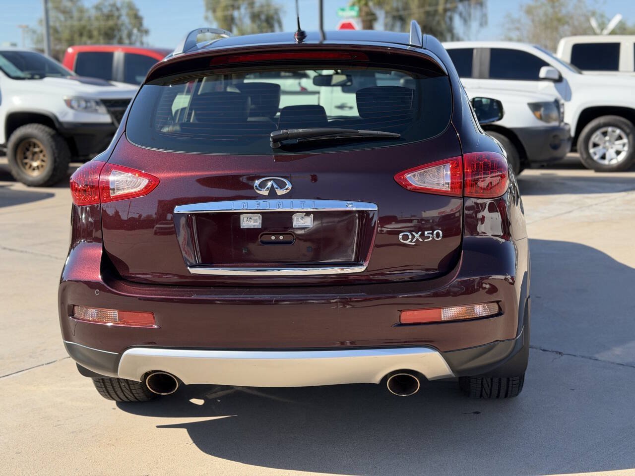 Used 2017 INFINITI QX50 AWD w/ Deluxe Touring Package image 8