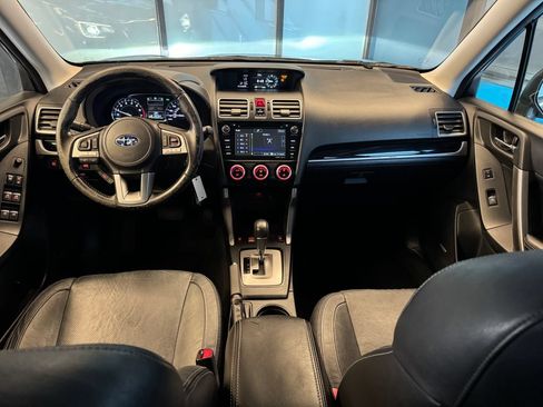 Used 2017 Subaru Forester 2.5i Limited AWD/4WD image 9