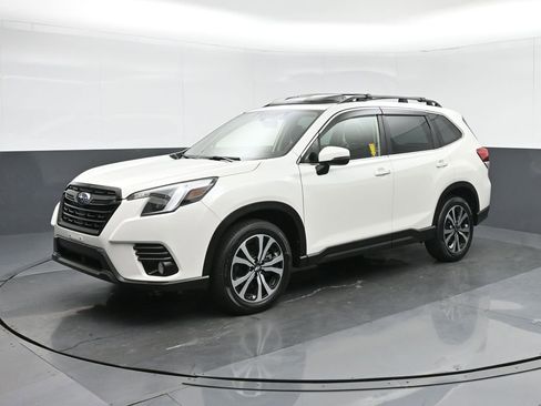Used 2022 Subaru Forester Limited AWD/4WD image 3