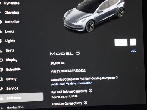 Used 2023 Tesla Model 3 Standard Range RWD image 23