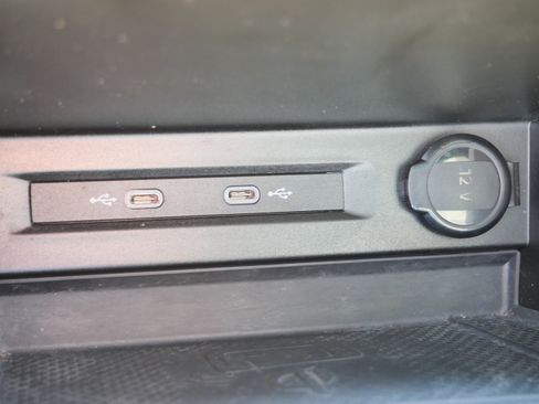 Used 2023 Volkswagen Tiguan SE R-Line AWD/4WD image 29