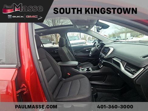 Used 2022 GMC Terrain SLE w/ Driver Convenience Package image 13