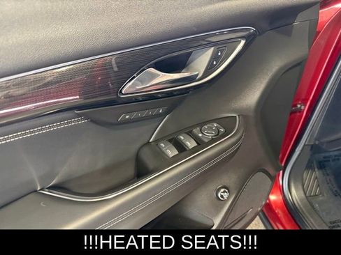 Used 2023 Buick Envision Essence image 22