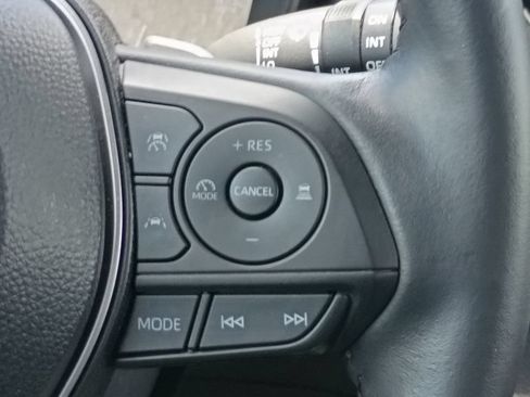 Used 2024 Toyota Corolla Cross AWD Hybrid image 28