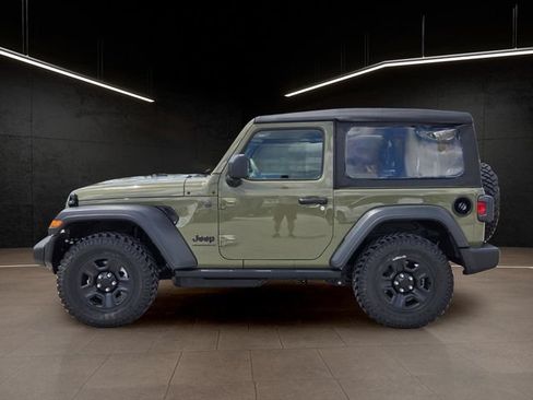 Used 2026 Jeep Wrangler Sport AWD/4WD image 4