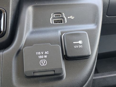 New 2026 RAM ProMaster 2500 w/ Convenience Group image 23