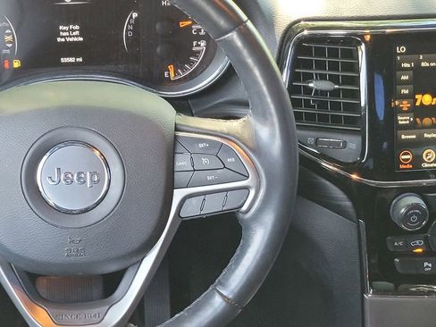 Used 2021 Jeep Grand Cherokee Laredo X AWD/4WD image 13