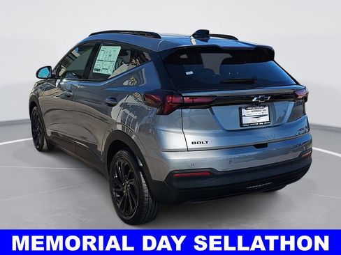 New 2027 Chevrolet Bolt RS w/ Technology Package FWD image 5