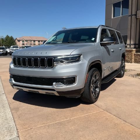 Used 2024 Jeep Wagoneer Series III AWD/4WD image 4