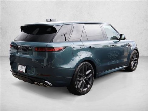 New 2025 Land Rover Range Rover Sport Dynamic SE AWD/4WD image 2
