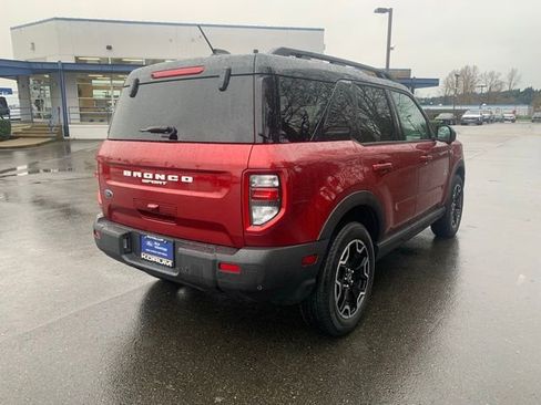 Certified 2025 Ford Bronco Sport Outer Banks w/ Outer Banks Tech Package+ image 7