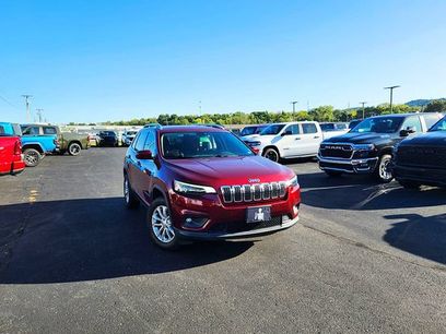Used 2019 Jeep Cherokee Latitude w/ Popular Appearance Group