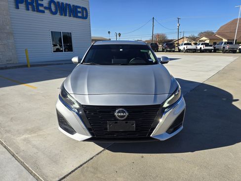 Used 2023 Nissan Altima 2.5 SL image 8