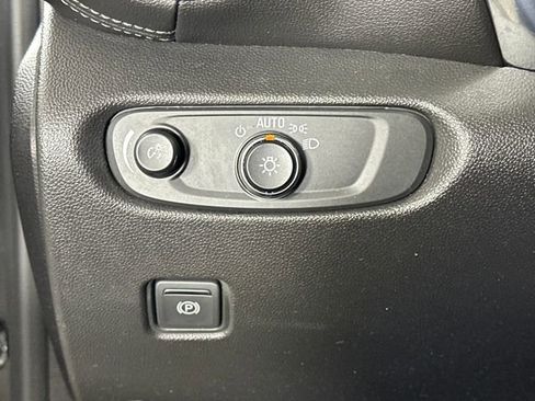 Used 2021 Chevrolet Blazer LT image 30