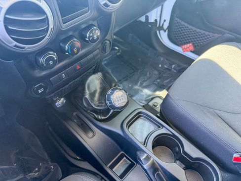 Used 2016 Jeep Wrangler Unlimited Sport AWD/4WD image 22