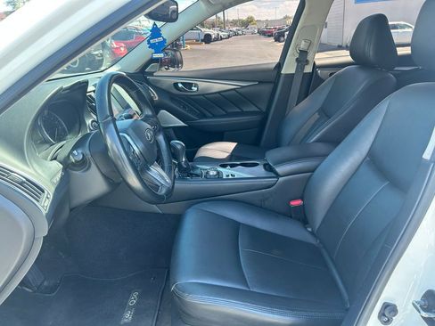 Used 2017 INFINITI Q50 3.0t Premium RWD image 24
