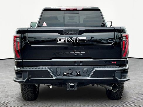 New 2026 GMC Sierra 2500 AT4 w/ AT4 Premium Plus Package AWD/4WD image 5
