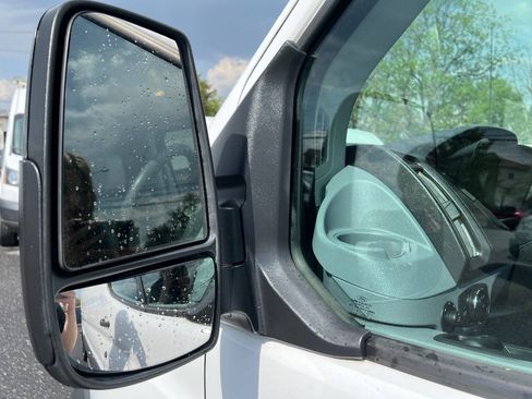 Used 2018 Ford Transit 350 148 Medium Roof RWD image 26