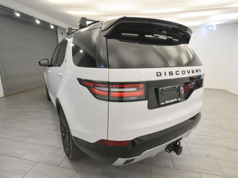 Used 2020 Land Rover Discovery Landmark AWD/4WD image 3