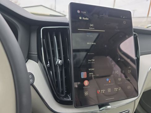 New 2026 Volvo XC60 T8 Ultra w/ Protection Package Premier image 28