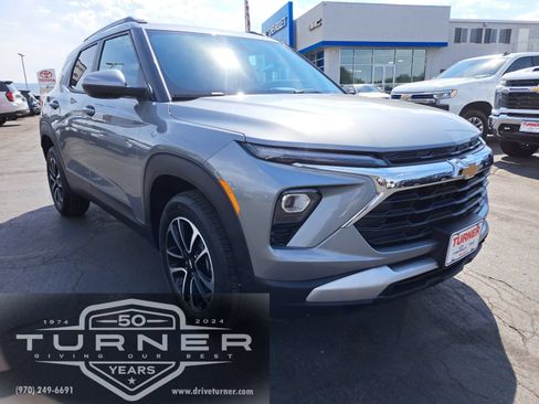 New 2026 Chevrolet TrailBlazer LT w/ Convenience Package AWD/4WD image 1