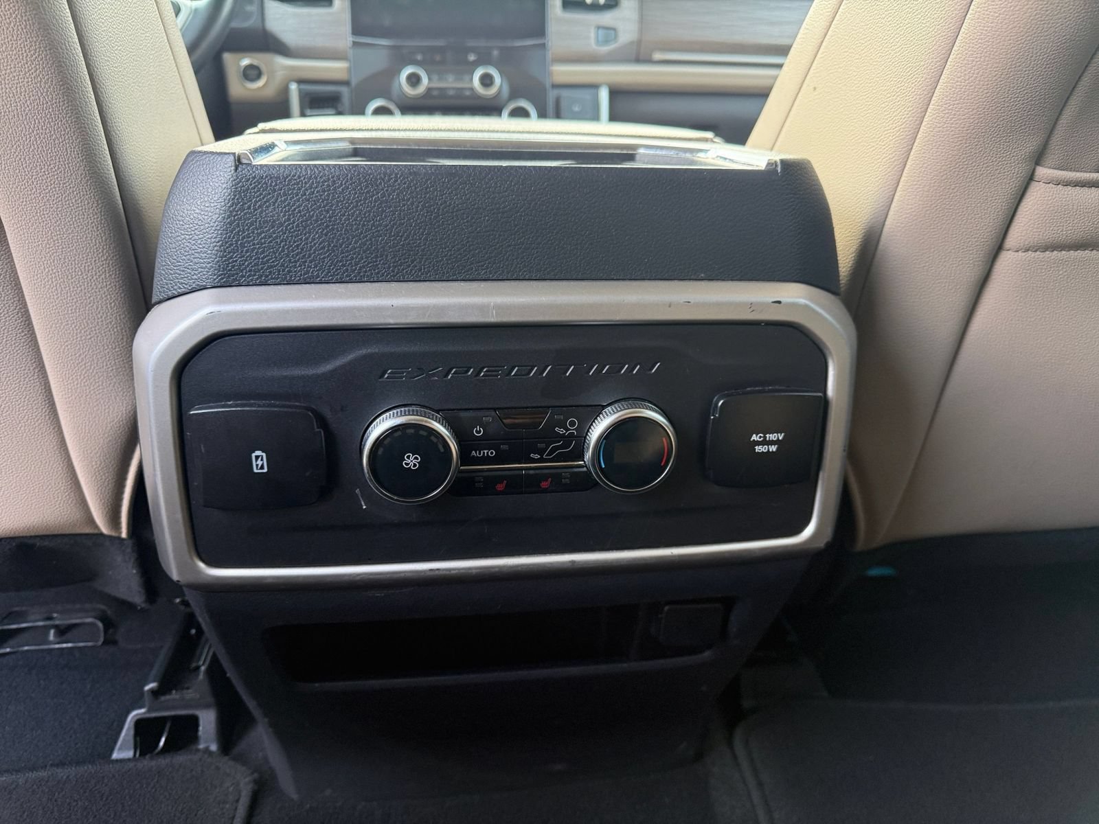 Used 2024 Ford Expedition Max Limited AWD/4WD image 25