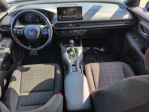Used 2025 Honda HR-V Sport image 25