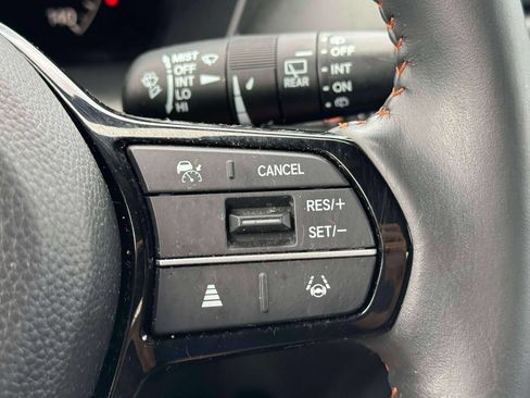 Certified 2025 Honda HR-V Sport image 19
