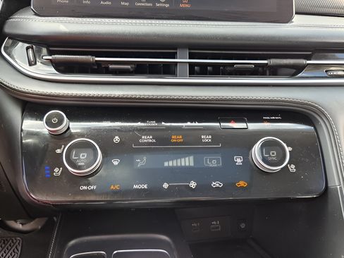 Used 2024 INFINITI QX60 Luxe FWD image 18