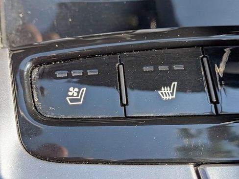 Used 2024 Hyundai Santa Cruz Limited image 23