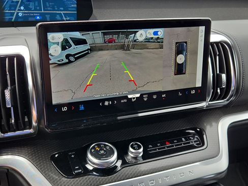 New 2026 Ford Expedition Max Platinum AWD/4WD image 14