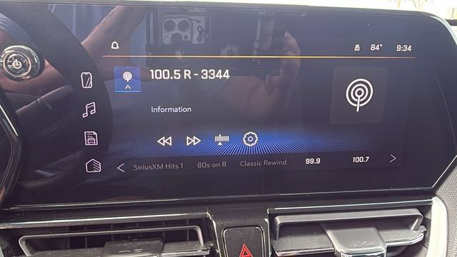 Used 2025 Chevrolet TrailBlazer LT AWD/4WD image 19