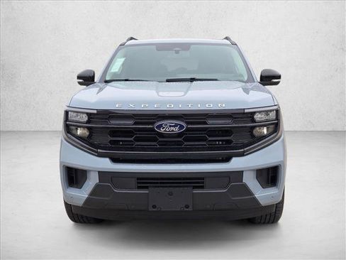 New 2026 Ford Expedition Max Active RWD image 5