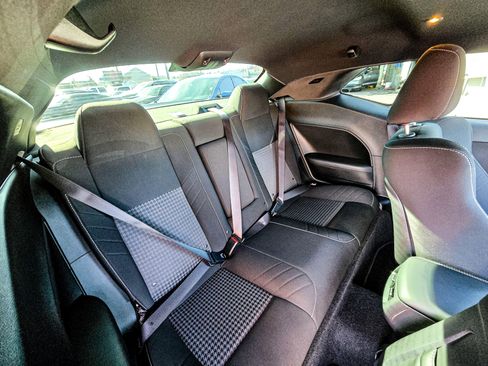 Used 2022 Dodge Challenger SRT Hellcat Redeye image 33